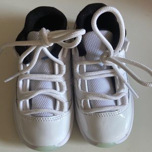 Jordan 11's kids sneakers
